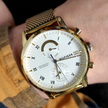 TOMMY HILFIGER 1710403 MEN'S WATCH GOLD STRAP WHITE DIAL GOLD CASE