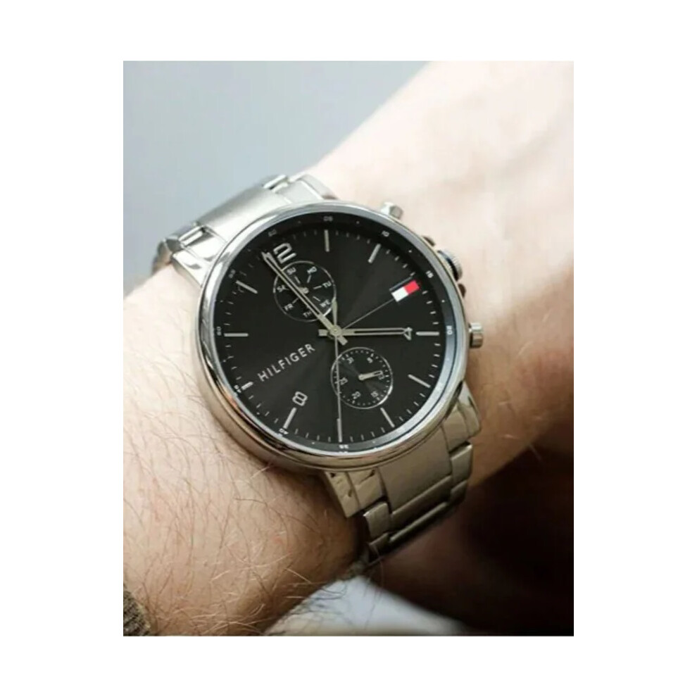 TOMMY HILFIGER 1710413 MEN'S WATCH SILVER STRAP BLACK DIAL SILVER CASE