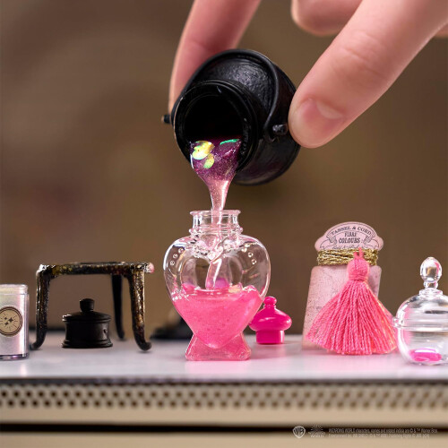 MGA's Miniverse - Make it Mini Harry Potter Potions 1