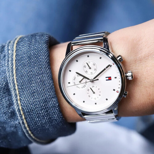 Tommy Hilfiger TOMMY HILFIGER 1781904 WOMENS WATCH SILVER STRAP PINK DIAL SILVER CASE