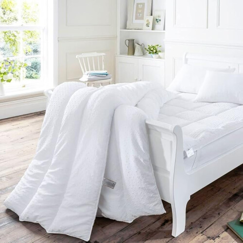 (Double) 10.5 Tog Microfibre 3D Bubble Pattern Duvet 2
