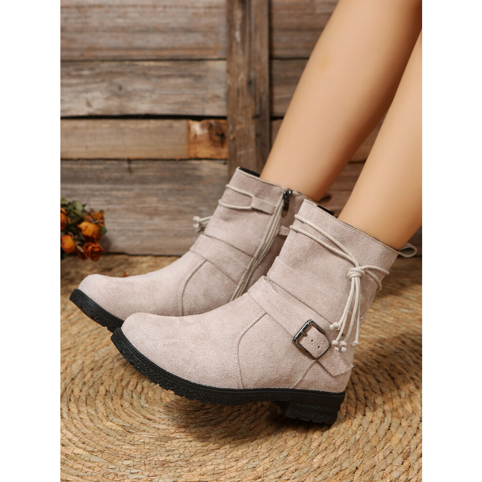 Stylish flat boots on sale