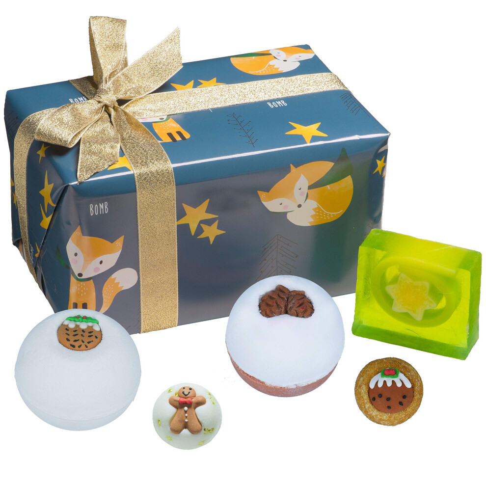 Silent Night Handmade Wrapped Bath & Body Gift Pack, Contains 5-Pieces, 610 g