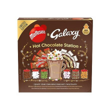Maltesers & Galaxy Hot Chocolate Station | Hot Chocolate Gift Set Featuring Hot Chocolate Sachets & 6 Toppings | Create Your Own Hot Chocolate