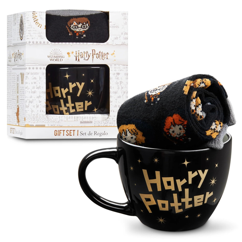 Harry Potter Mug And Socks Gift Set, Official Merchandise (Hogwarts)