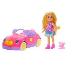 Ensemble poup  e Barbie Chelsea et voiture jouet avec cabriolet sur le th  me de l'ours et accessoire ours en peluche. La petite poup  e blonde port