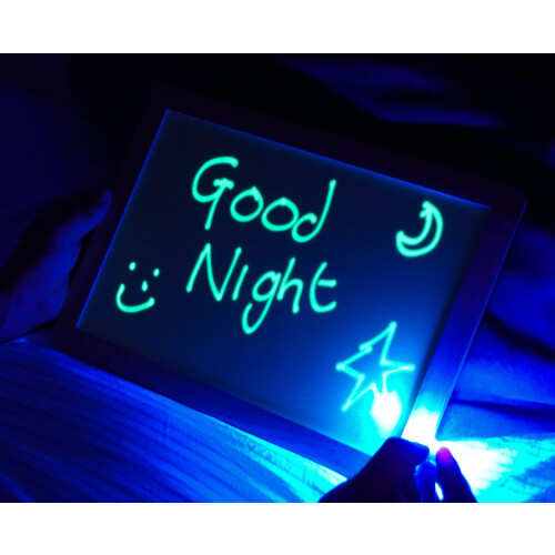 Glow Sketch Glow in The Dark Drawing Board 1