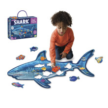 Podlahové puzzle Peaceable Kingdom Shiny Shark – 53-dielne obrovské podlahové puzzle pre deti od 5 rokov – zábavné tvary – skvelé do tried