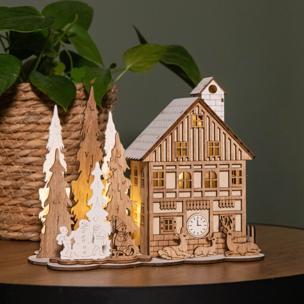 Snow Time 16Cm Wooden House Scene With Christmas Trees And Warm Leds White