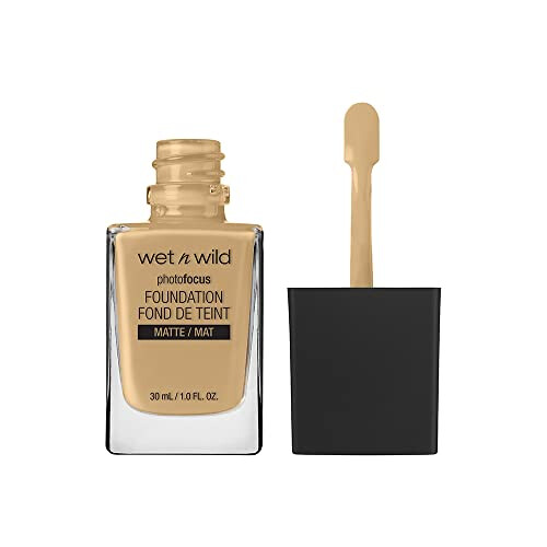 Wet n Wild Wet 'n' Wild, Photo Focus Foundation Matte, High-coverage Foundation with Light-adjusting Complex for a White Cast-free Effect and a Camera-ready 1