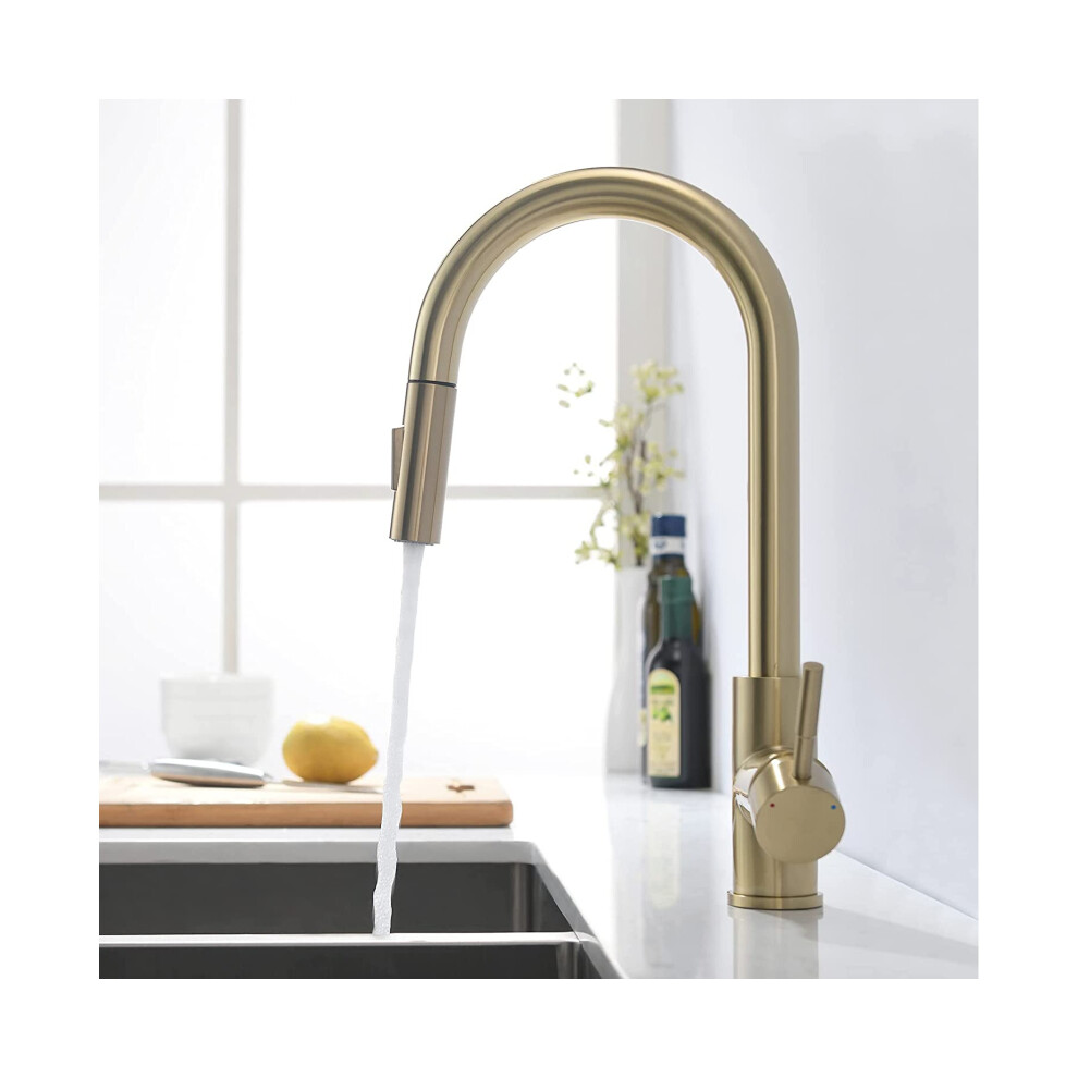 Kitchen faucet in brushed gold with pull-out shower 360 swivel kitchen faucet for kitchen sink mixer