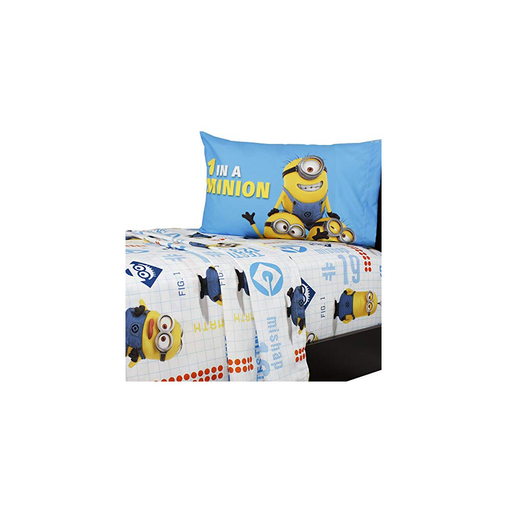 Despicable Me One in a Minion 4 Piece Full Sheet Set