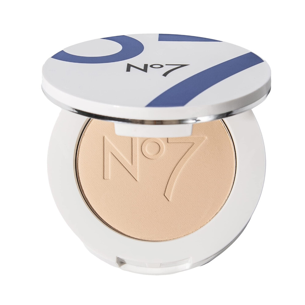 No7 Lift & Luminate Triple Action Powder - Light - Pressed Makeup Setting Powder for Face - Compact Setting Powder Reduces the Appearance of Fine Lin