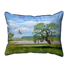 Betsy Drake HJ1510 Blue Heron Over Marsh Large Indoor & Outdoor Pillow - 16 x 20 in.