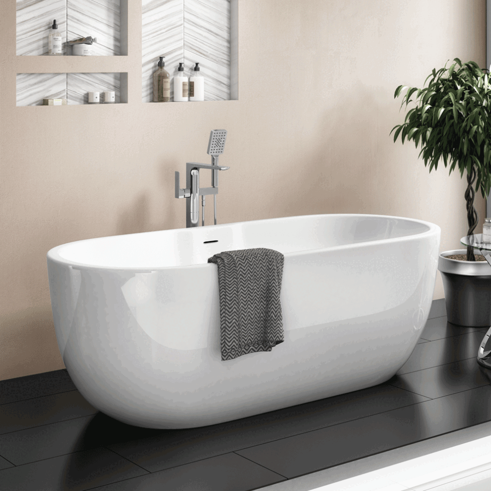 1415mm Freestanding Modern Double Ended Bath - Manhattan by Voda Design.