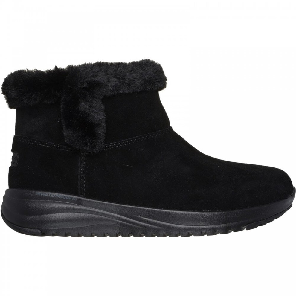 (3 (Adults')) On-the-GO Stellar- Cozy Step | Black | Women's Classic Shearling Booties