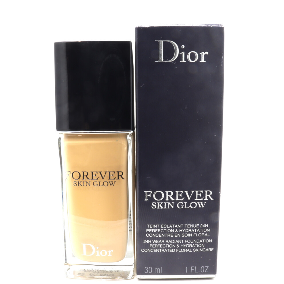 (3W0 Warm Olive/Glow SPF 15) Dior Forever Skin Glow Hydrating Foundation  1.0oz/30ml New With Box