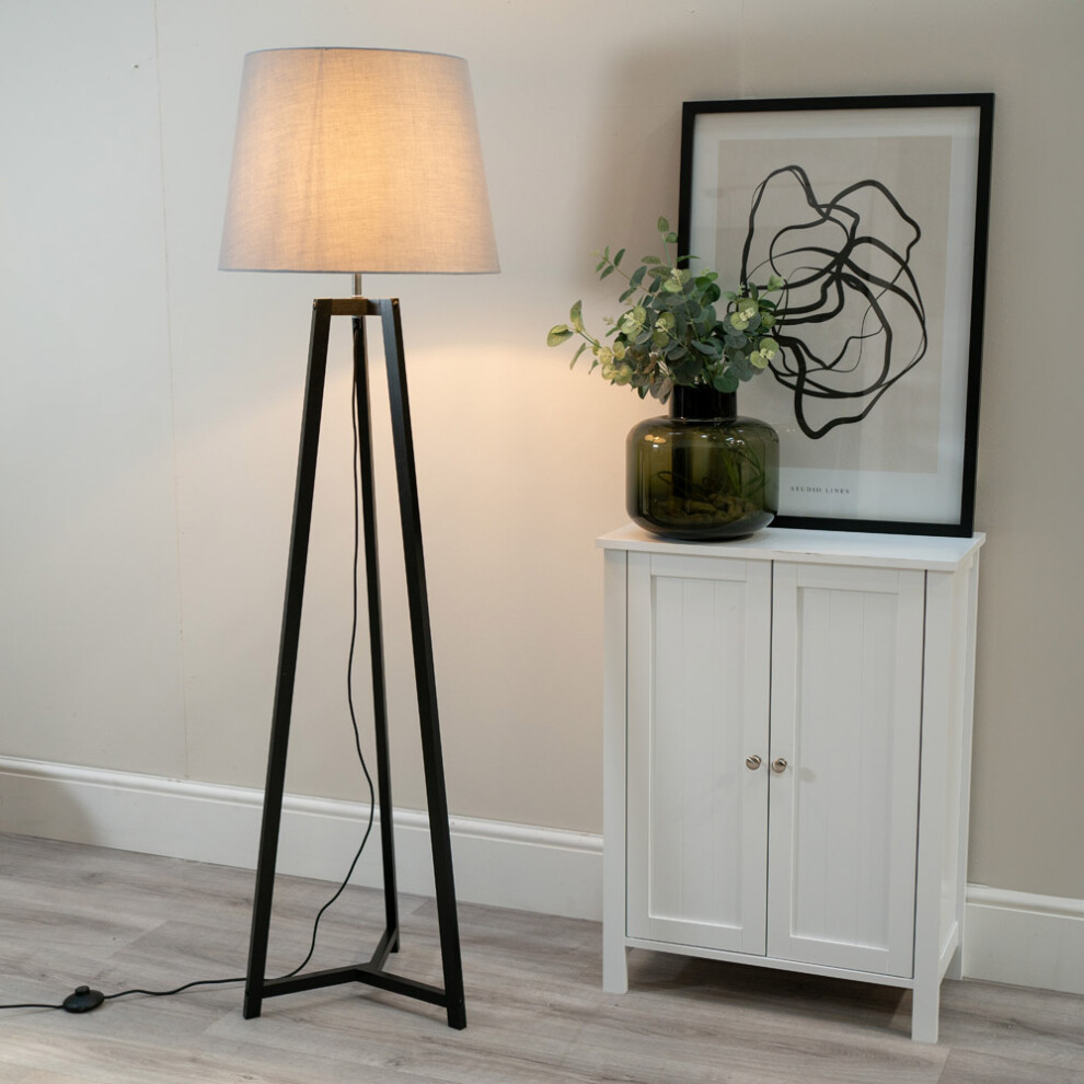 ValueLights Lottie Grey Tapered Shade Black Wood Tripod Floor Lamp