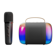 Mini karaoke stroj pre deti a dospelých Prenosný Bluetooth reproduktor s 1 bezdrôtovým mikrofónom a RGB LED svetlom pre chlapcov a dievčatá