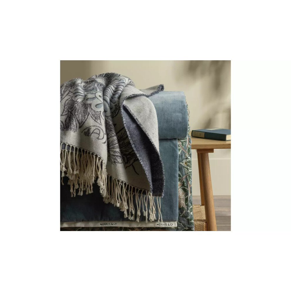 Habitat x Morris & Co. Tulip Toile Woven Throw - Navy