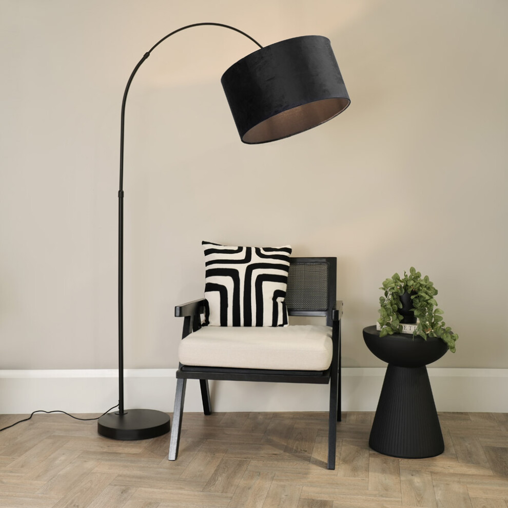 ValueLights Louis Black Arched Floor Lamp with Black Velvet Shade