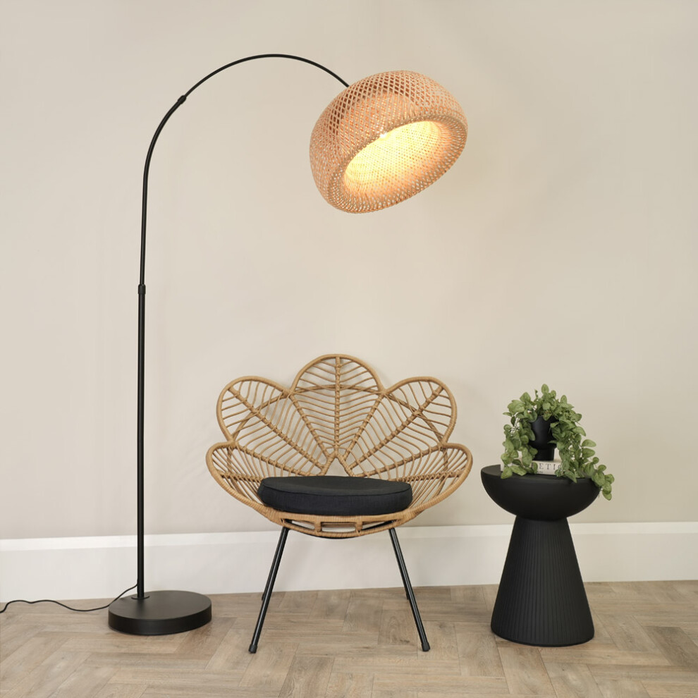 ValueLights Louis Black Arched Floor Lamp with Bamboo Donut Lamp Shade