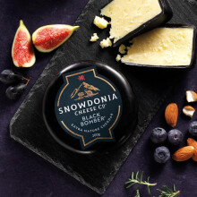 (3 x 200g) Black bomber cheese by Great British Trading