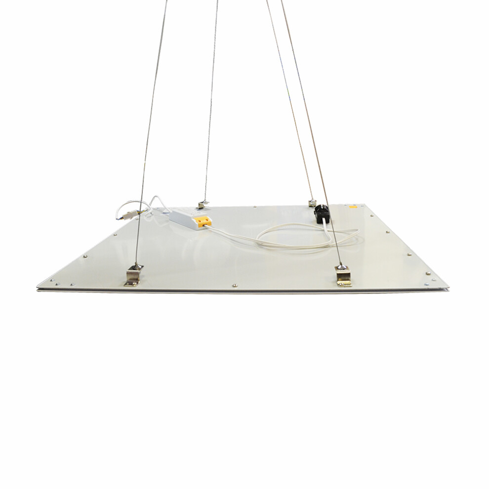 SUSPENDED MOUNTING FOR PANELS