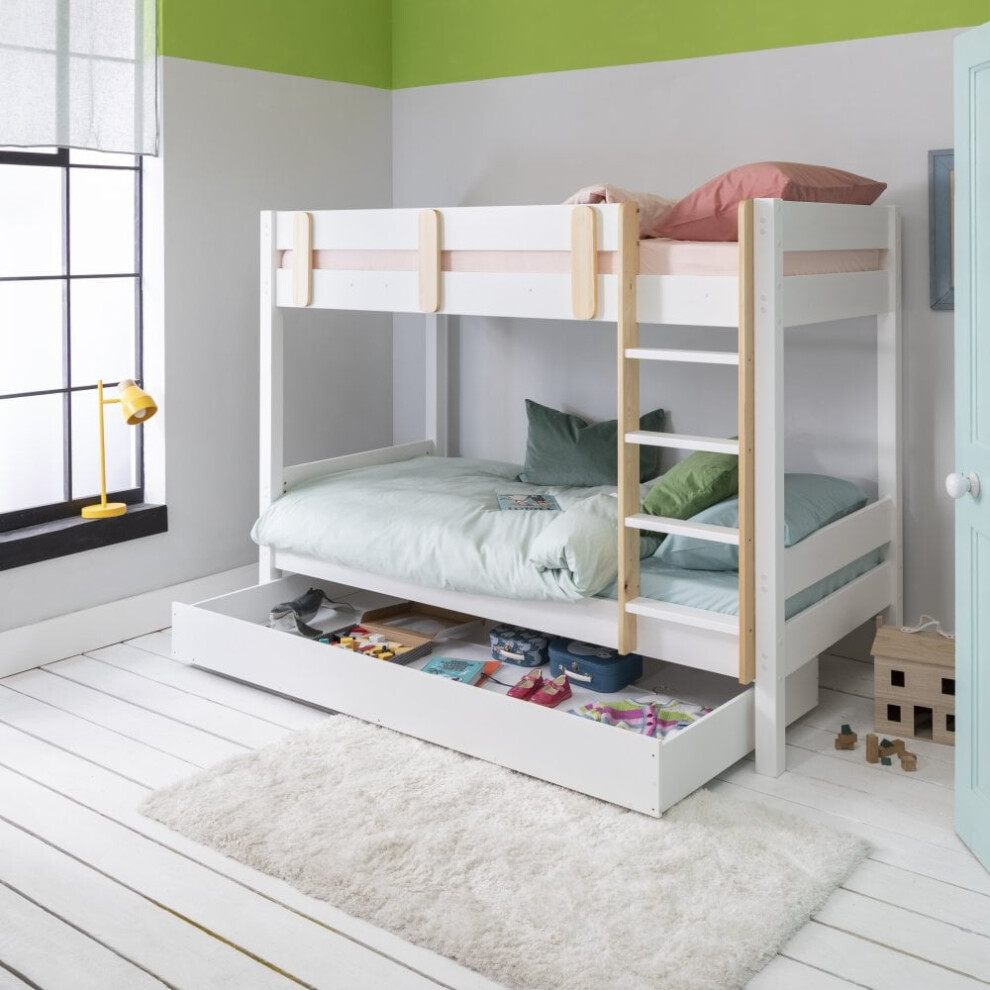 (Una Bunk Bed with Olaf pull out Trundle in Classic White & Natural Pine	) Una Bunk Bed Contemporary in Classic White & Pine