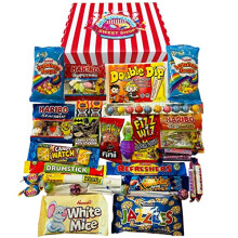 Retro Sweets Gift Box: Candy Striped Old Fashioned Sweets Selection Hamper: Birthday Present for Him & Her, Men, Women, Boys, Girls