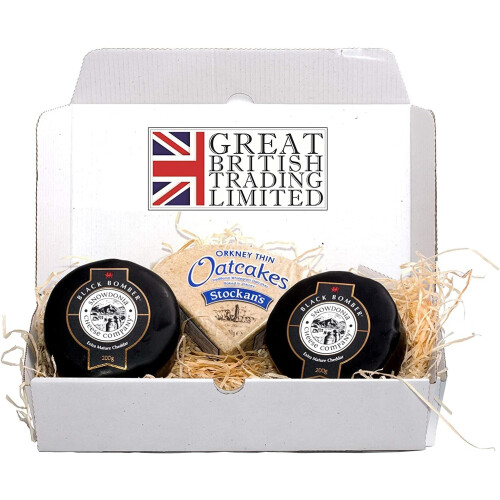 Snowdonia Black Bomber Cheese Gift Hamper 2X 200g with Stockan's Oatcakes by Great British Trading