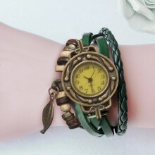 (Green) 2023 Women'S Elegant Vintage Leather Wrapped Watch, Leaf Pendant Watch,