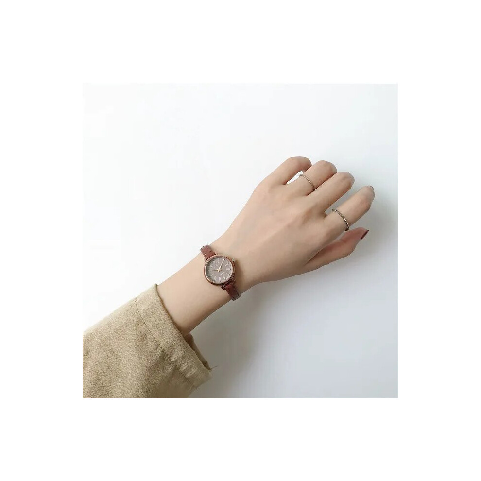 Photos - Wrist Watch  1PC Retro Brown Women Watches Qualities Small Ladies Wristwatches Vintage(All Brown)