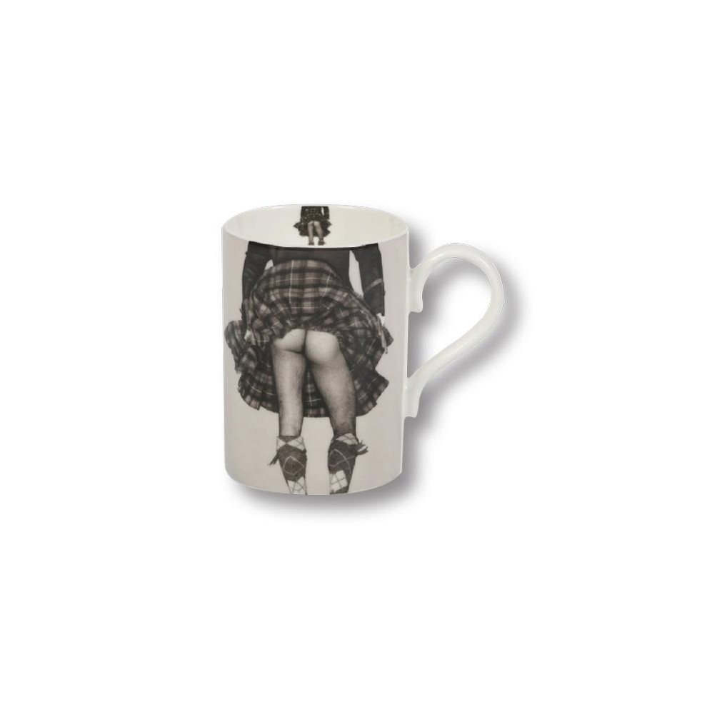 Cheeky Scottish True Scotsman Kilted Highland Swing Mug in Grey