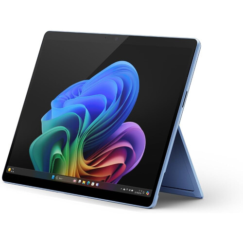 Microsoft Ordinateur portable Microsoft Surface Pro 11 13" Copilot+ PC SSD 256/16GB X1P-64-100 GPU Adreno