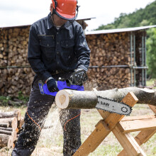 Electric Cordless Chainsaw 12inch Hand Saw Wood Pruning Cutter with 4Ah Battery