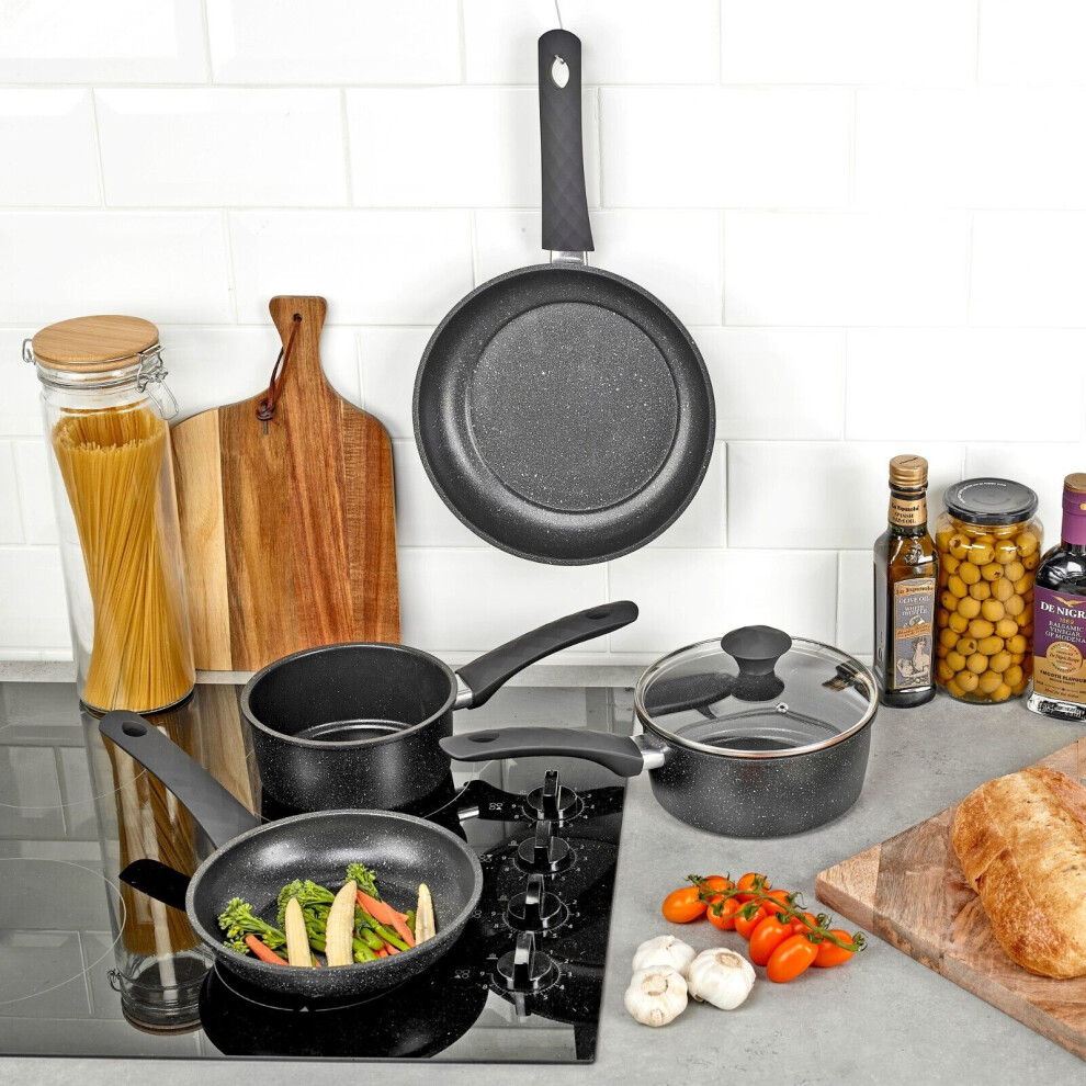 2x Saucepan 2x Frying Pans Forged Carbon Induction Base Cooking Set
