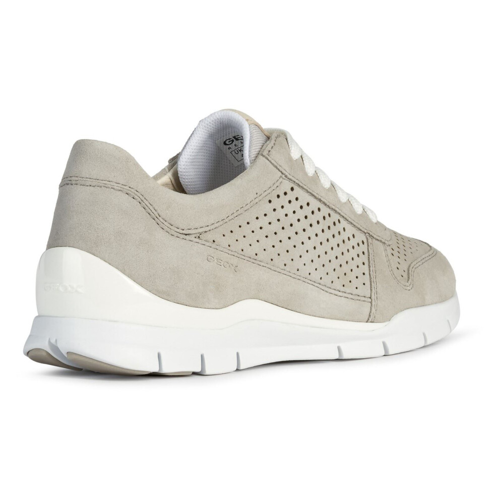(Grey, 7.5 (Adults')) Geox D Sukie B Leather Women's Light Grey Trainers