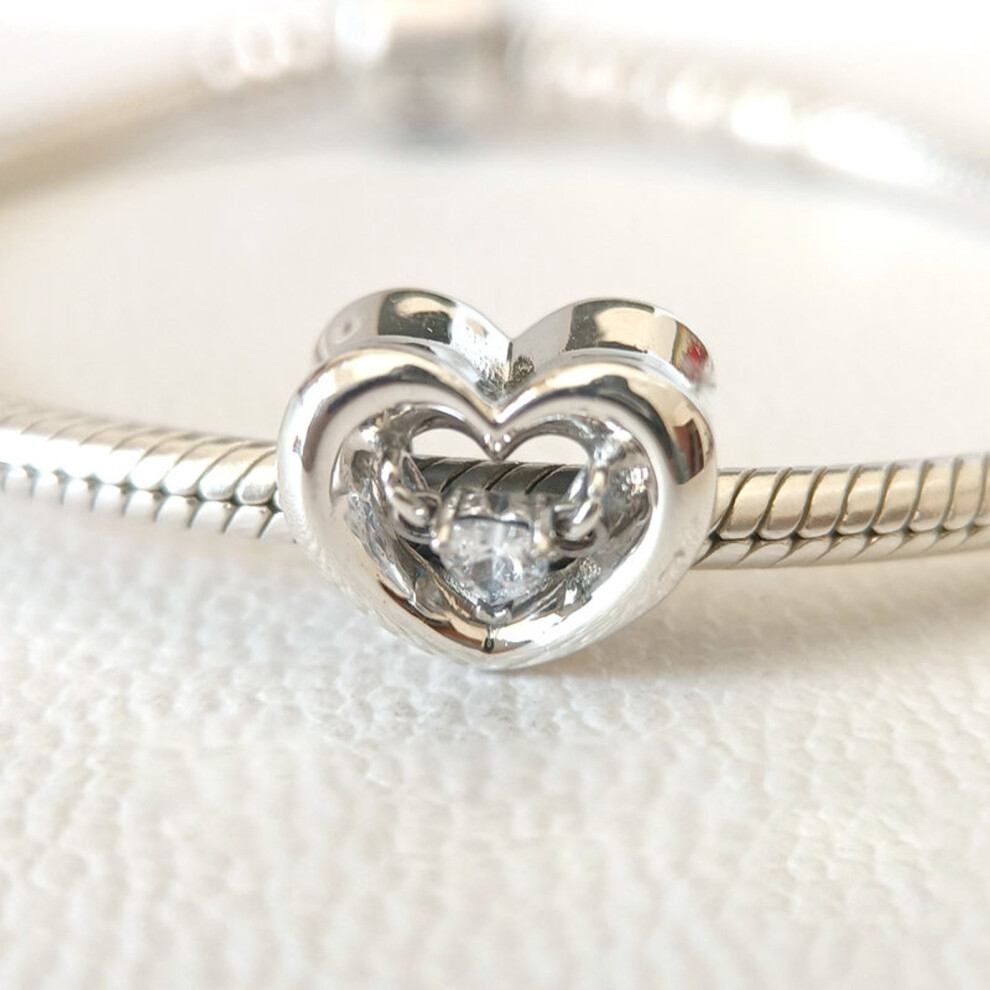 (Radiant heart floating bead sterling silver charm fits pandora bracelet ) Sterling silver charm ft original pandora bracelet