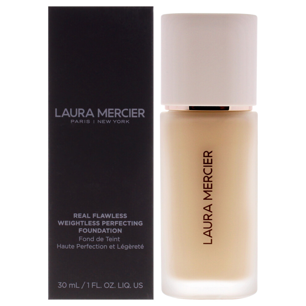 Real Flawless Weightless Perfecting Foundation - 2N1 Cashew by Laura M