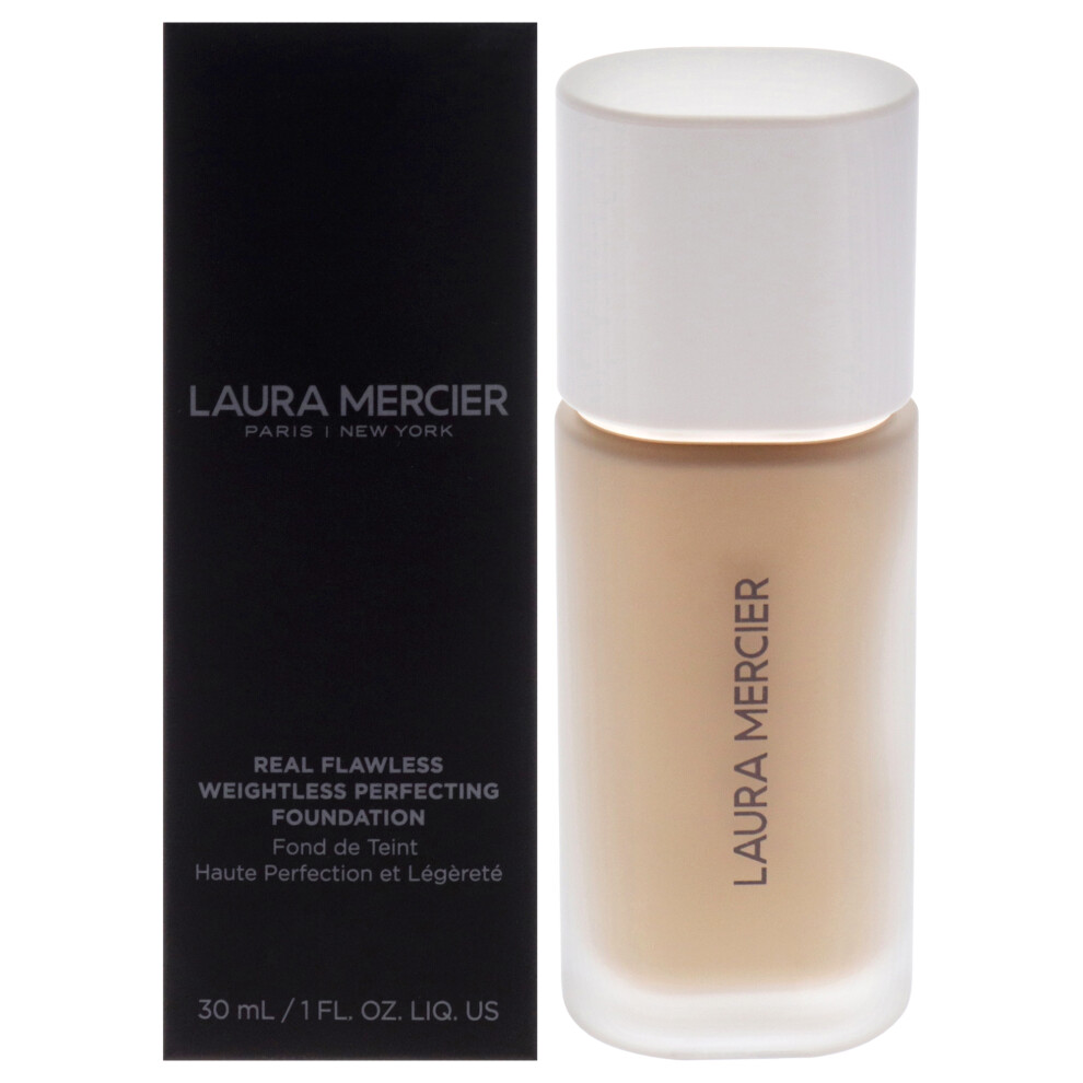 Real Flawless Weightless Perfecting Foundation - 3N1 Buff by Laura Mer