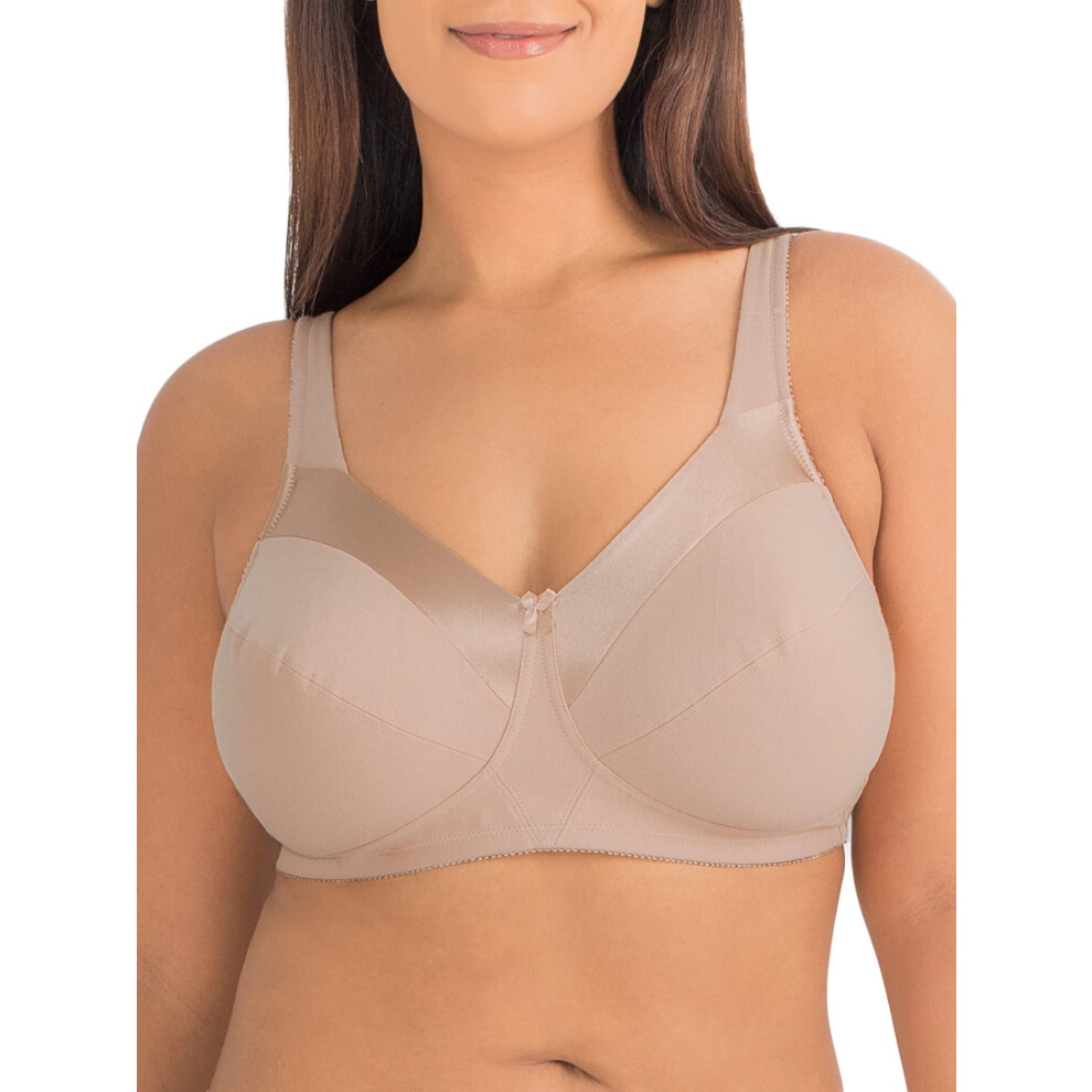 Fruit of the Loom Womens Seamed Soft cup Bra sand 38c