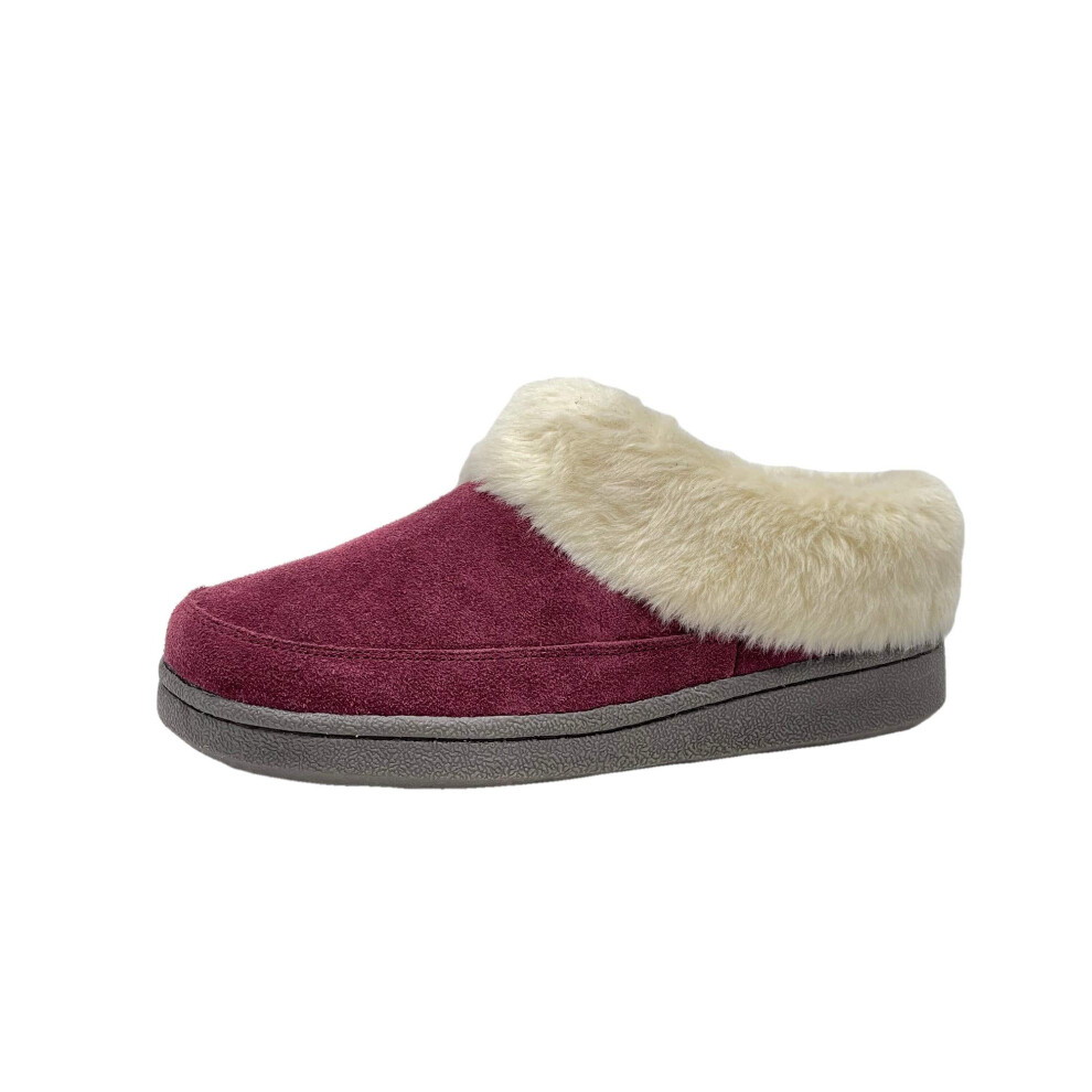 Clarks Women's Faux Fur Clog Indoor and Outdoor Slipper (Burgundy  9 M