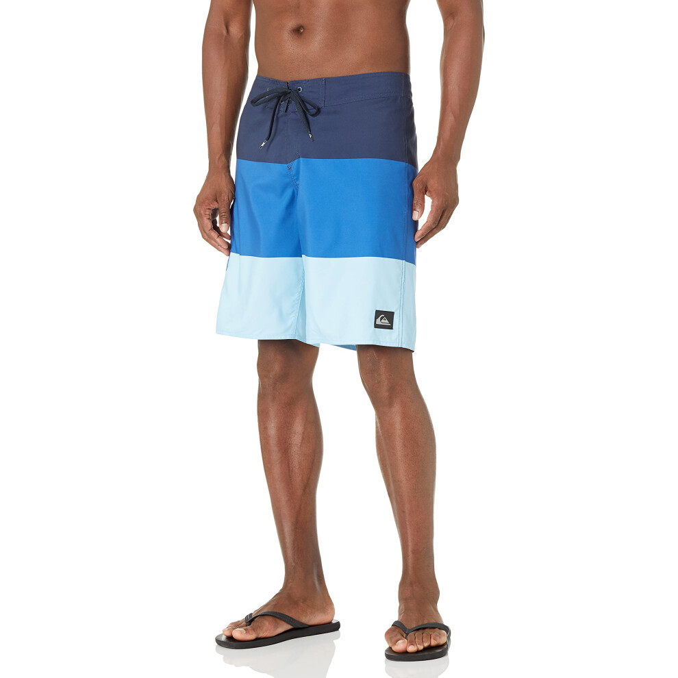 Quiksilver Men's Standard Everyday 21 Board Short Swim Trunk Bathing S