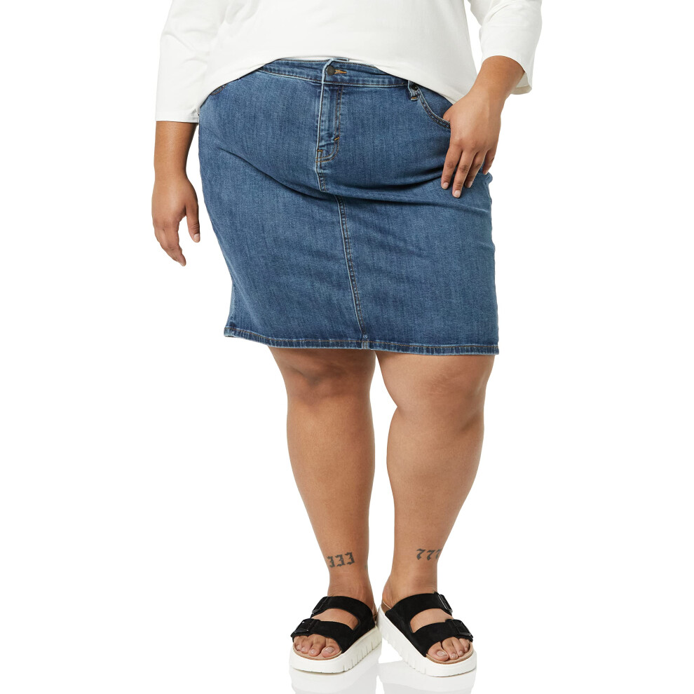 Amazon Essentials Womens Plus Size classic 5-Pocket Denim Skirt (Avail