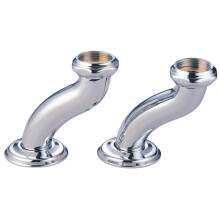 Kingston Brass CCU401 S-tvarovan    koleno pre 7"""" stredov    v   pustn    bat   riu vane s rucnou sprchou, le   ten    chr   m