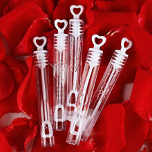 56er Pack Mini Weiße Herz-Seifenblasenstäbe - Perfektes Seifenblasenspielzeug für Hochzeiten, Valentinstag, Familientreffen