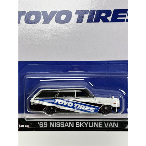Hot Wheels Hot Wheels '69 Nissan Skyline Van Premium 3/5 1