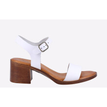 (8) Hush Puppies Gabby Leather Womens