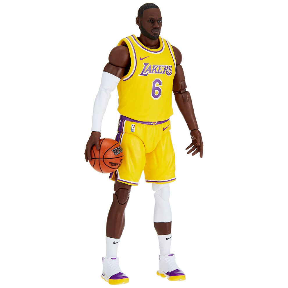 Hasbro Starting Lineup Series 1 Lebron James 6 (LA Lakers) NBA Action